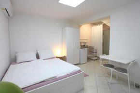 City Room Apartment DATE, Koper